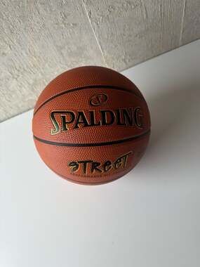 Spalding Street Outdoor Performance Rubber Basketball Size 7 29.5-inch
